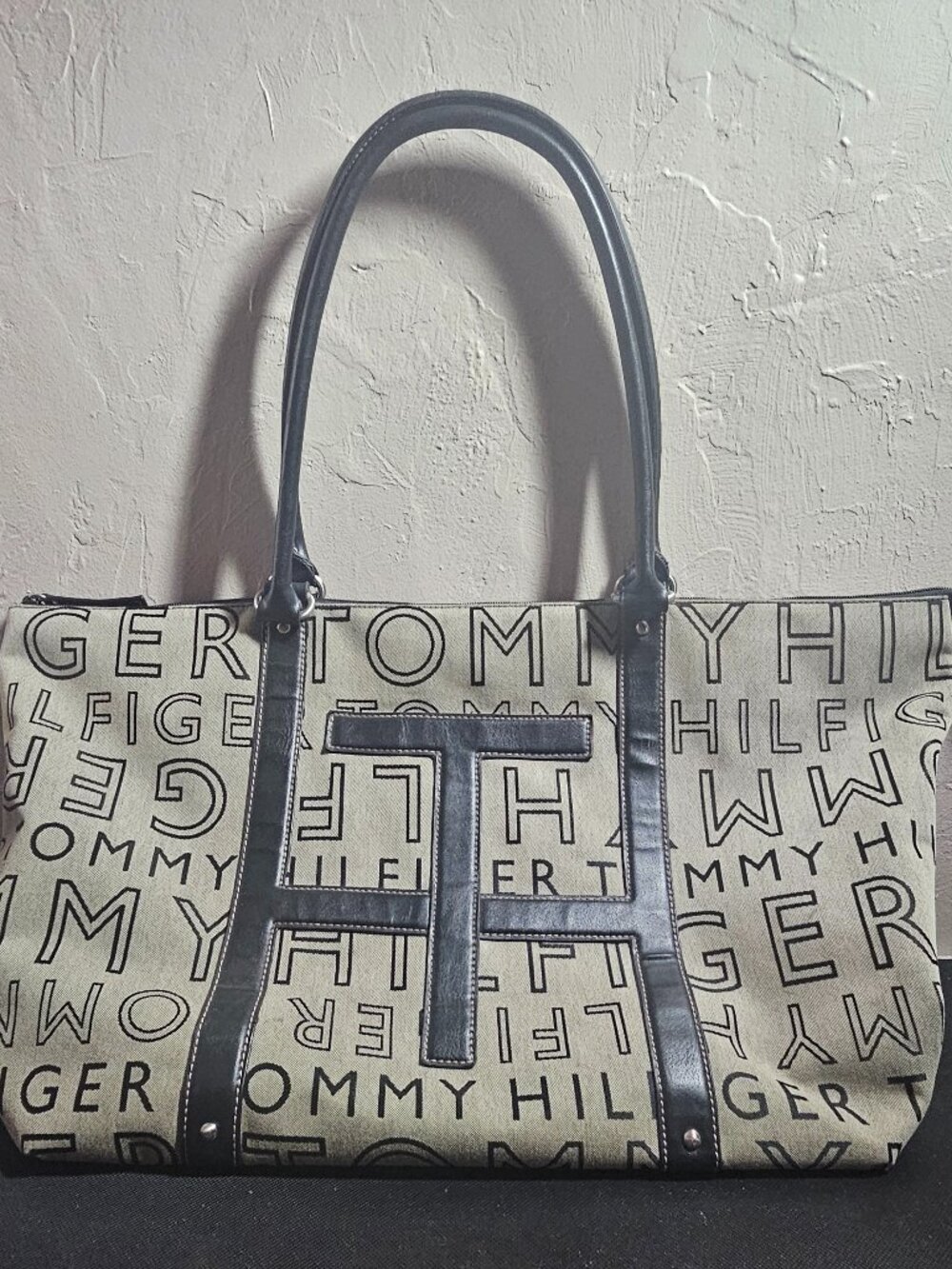 Tommy Hilfiger Tote Bag Monogram Canvas Zip All-Over Logo Shoulder Bag